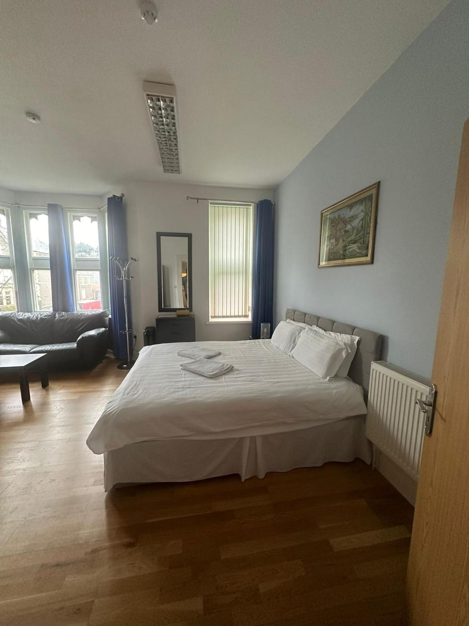 3 Luxury En-Suite Bedrooms Cardiff Exteriör bild